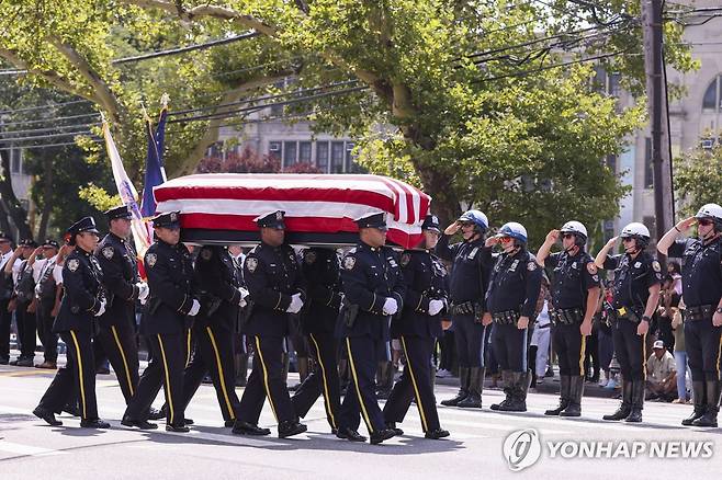미국으로 운구되는 미군 사망자 시신 [EPA=연합뉴스. 재판매 및 DB 금지]