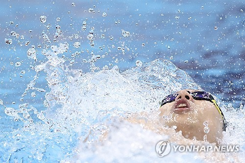 역영하는 이주호. / 사진=연합뉴스
