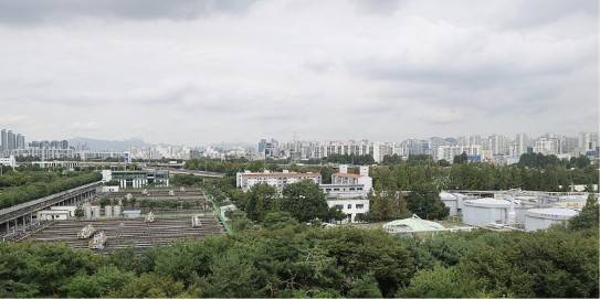 &nbsp;강남구 일원동 탄천물재생센터 부지의 모습.&nbsp; [출처=연합]