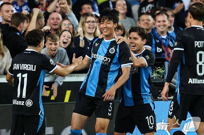 벨기에 클럽 브뤼헤 이한범이 헹크와 홈 경기에서 시즌 첫 골을 터뜨렸다. ⓒ AFP=뉴스1