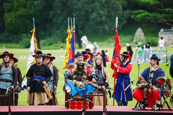 지난해 ‘제22회 서산해미읍성축제’에서 재현된 조선 제3대 태종의 강무 현장. (사진=서산문화재단) *재판매 및 DB 금지
