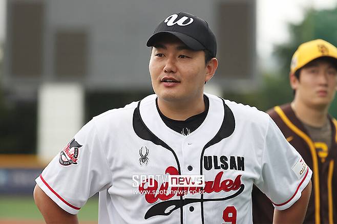 ▲ 올해 울산 웨일즈 소속으로 KBO 퓨처스리그에 출전한 최지만이 21일 열린 2027 KBO 신인드래프트에서 2라운드 15순위로 KT 위즈의 지명을 받았다. 1라운드 지명이 예상되기도 했지만 2라운드까지 밀린 끝에 마법사 군단에 합류하게 됐다. ⓒ곽혜미 기자