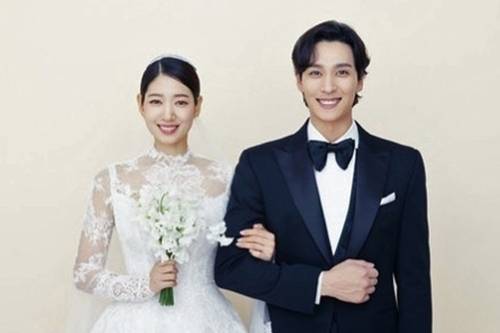 좌측부터 배우 박신혜·최태준 [솔트엔터테인먼트 제공. 재판매 및 DB 금지]