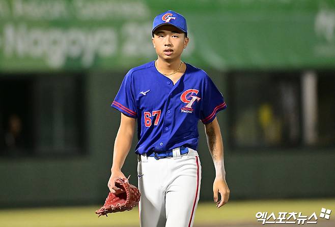 대만 야구 국가대표팀 투수 린이웨이가 21일 일본 아이치현의 오카자키 시민구장에서 열린 2026 아이치·나고야 아시안게임 조별리그 B조 1차전에 한국전에 선발등판, 5이닝 1실점으로 호투했다. 사진 김한준 기자