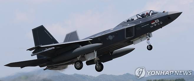 KF-21 시험비행 [국방부공동취재단. DB 및 재판매 금지]