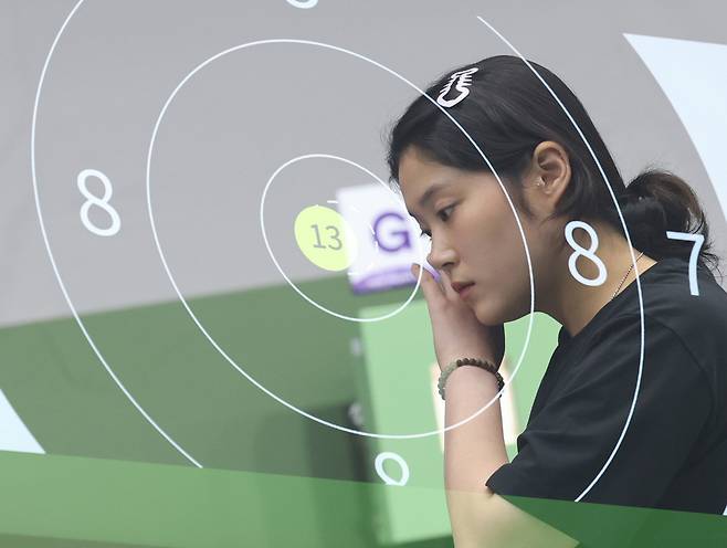 숨고르는 추가은

    (도요타[일본]=연합뉴스) 이동해 기자 = 23일 일본 아이치현 종합 사격장에서 열린 2026 아이치·나고야 아시안게임 사격 여자 10m 공기권총 결선에 출전한 한국 추가은이 숨을 고르고 있다.  2026.9.23 [다중촬영]

    eastsea@yna.co.kr

(끝)

<저작권자(c) 연합뉴스, 무단 전재-재배포, AI 학습 및 활용 금지>