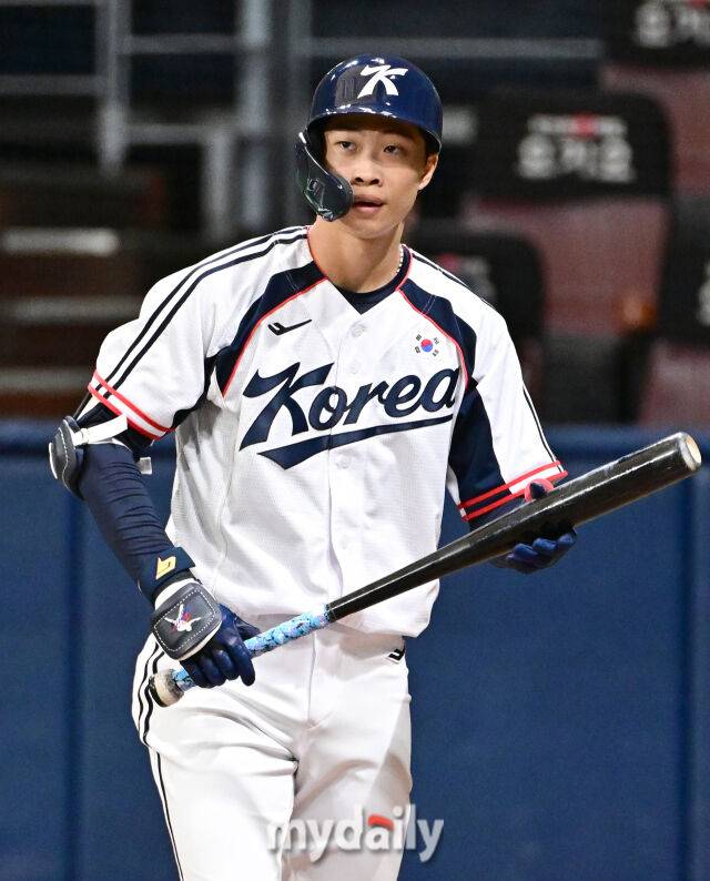 2026년 9월 17일 오전 서울 고척스카이돔에서 열린 '2026 아이치 나고야 아시안게임' 야구대표팀 평가전, 대한민국과 상무의 경기. 박재현이 2회말 2사 후 타격을 준비하고 있다./마이데일리