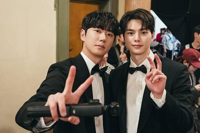 출처:tvN '포핸즈'