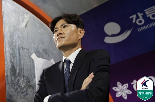 강원 FC 정경호 감독. 사진=한국프로축구연맹