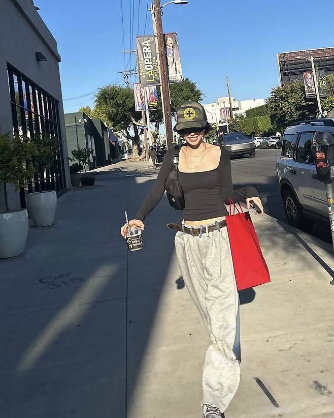 @marcellasne_