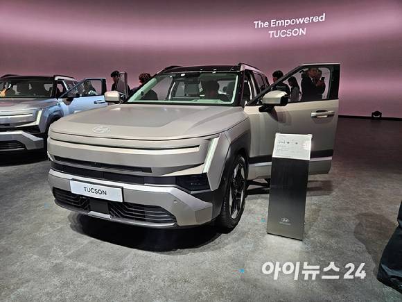 현대자동차 ‘디 올 뉴 투싼’ 전면부. [사진=설재윤 기자]