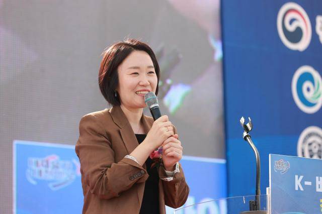이소영 중소벤처기업부 장관이 30일 인천 연수구 연세대 국제캠퍼스에서 열린 'K-바이오랩허브 착공식'에서 인사말을 하고 있다. [사진=중소벤처기업부]