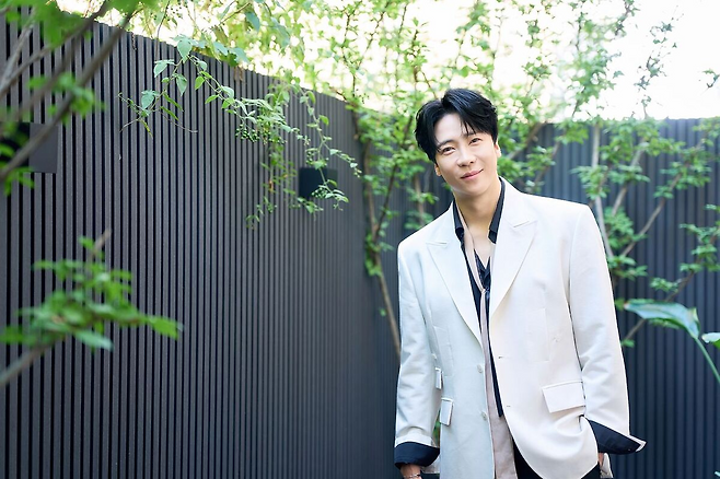 주크박스 뮤지컬 ‘광화문연가’에서 월하 역으로 출연 중인 배우 겸 가수 에녹. CJ ENM 제공