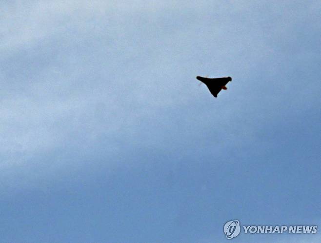 키이우 상공을 비행하는 러시아 드론 [AFP=연합뉴스. 재배포 및 DB 금지]