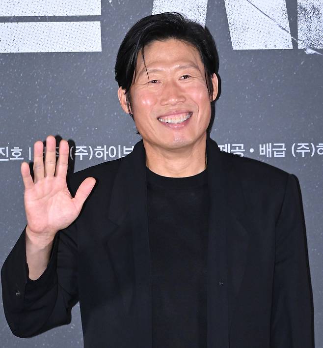 [헤럴드 뮤즈=윤병찬 기자] 영화 ‘암살자(들)’ 언론 시사회가 8일 오후 서울 삼성동 메가박스 코엑스에서 열렸다. 배우 유해진, 박해일, 이민호, 허진호 감독이 기자간담회에 참석했다.