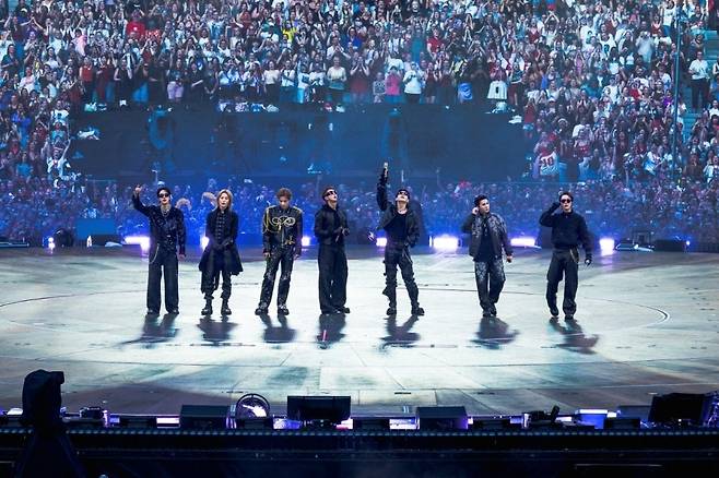 지난 7월 프랑스 파리에서 열린 BTS 월드투어 ‘아리랑’ 모습.  [빅히트뮤직 제공]