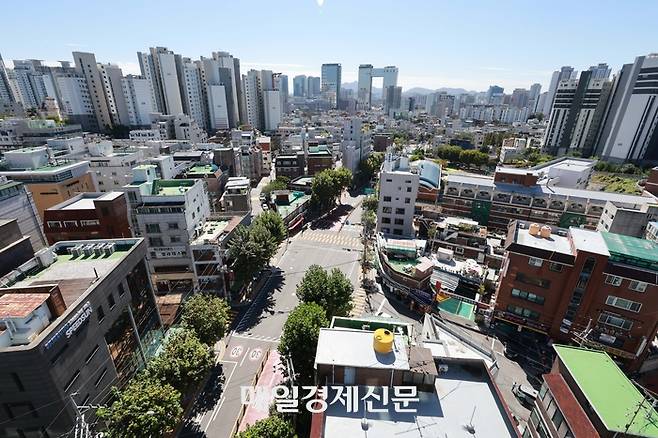 도심복합사업 후보지로 선정된 효창공원역 북측 지역. [한주형 기자]