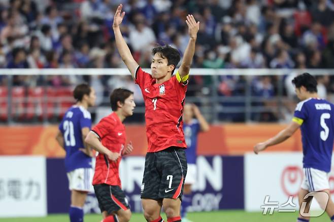 3일 일본 아이치현 도요타 스타디움에서 열린 2026 아이치·나고야 아시안게임 축구 결승전 대한민국과 일본의 경기, 대한민국 엄지성이 선제골을 넣은뒤 세리머니를 하고 있다. 2026.10.3 ⓒ 뉴스1 김도우 기자