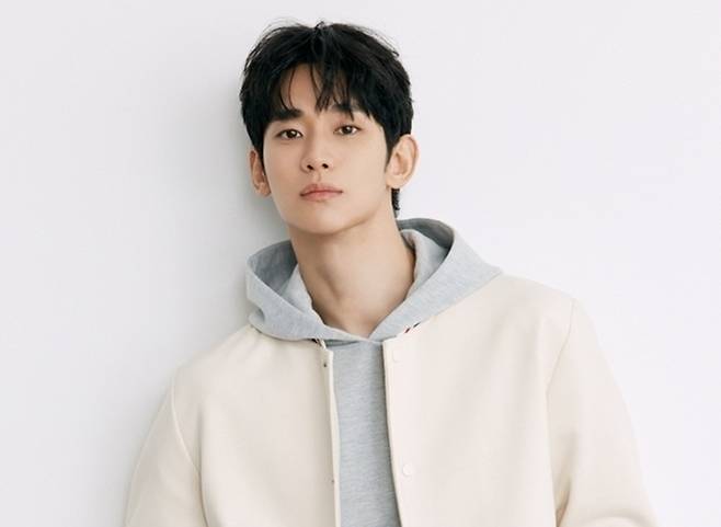 김수현. 사진l벤치(BENCH) 제공