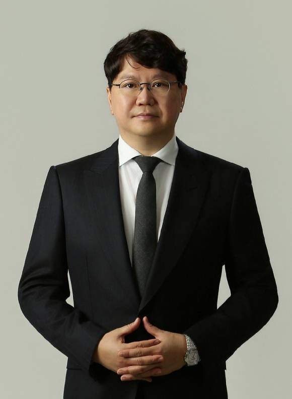 곽동신 한미반도체 회장. [사진=한미반도체]