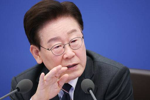 이재명 대통령이 6일 청와대에서 열린 국무회의에서 발언하고 있다. 뉴시스