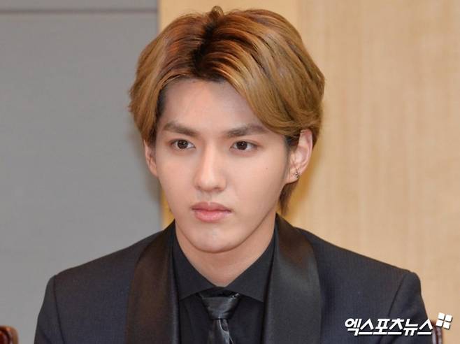 크리스 우, 엑스포츠뉴스DB