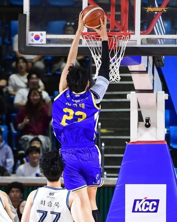 11일 삼성이 서울 잠실학생체육관에서 열린 2026-2027 KCC 프로농구 소노와의 경기에서 82-81로 승리했다. ( 수원 삼성 이규태 : 출장시간 30:12, 야투 6/8, 3점슛 4/5, 총득점 16, 어시스트 1, 리바운드 3, 턴오버 1). /사진=수원 삼성