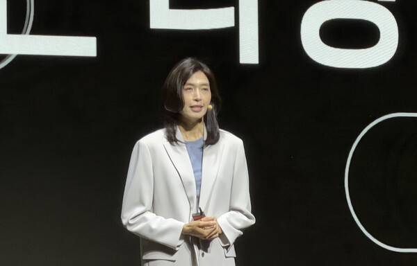 정신아 카카오 대표가 '이프 카카오'에서 발표하는 모습.[사진=김신혜 기자]