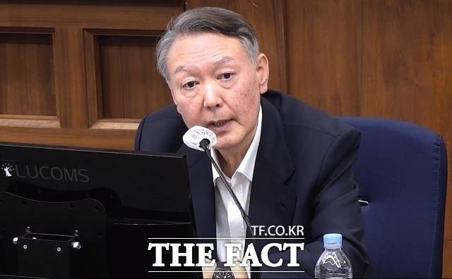 국민의힘이 보전받은 대선비용 397억원의 반환 여부가 달린 윤석열 전 대통령 공직선거법 위반 항소심 사건에서 민중기 특별검사팀(김건희 특검)이 윤 전 대통령에게 1심과 같은 당선무효형을 를 선고해달라고 재판부에 요청했다. /서울중앙지법