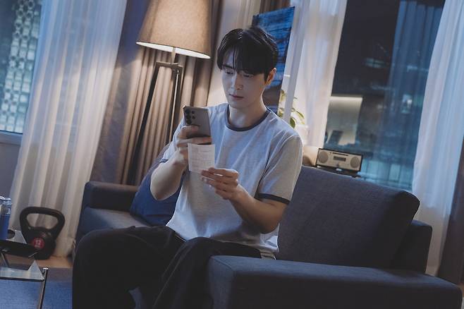 배우 이준혁/ 사진제공=티빙
