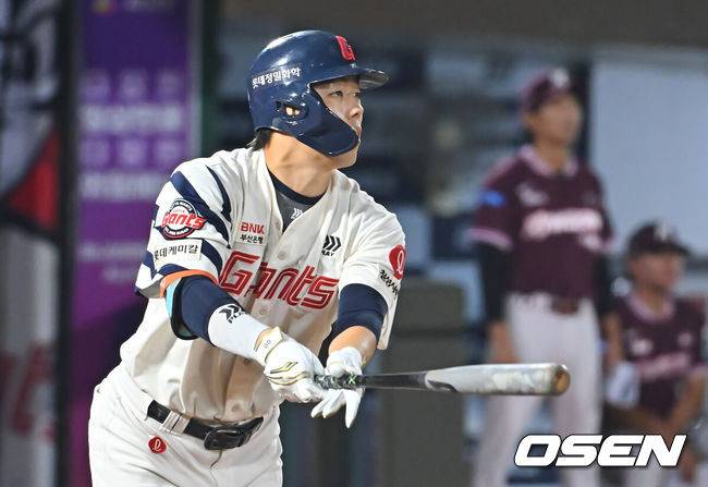 [OSEN=부산, 이석우 기자] 롯데 자이언츠 고승민 / foto0307@osen.co.kr