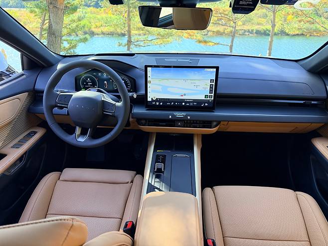 렉서스 '올 뉴 ES 500e AWD'. 내부/이윤정 기자