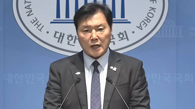 더불어민주당 조계원 대변인