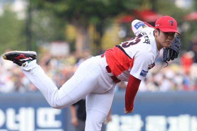 마운드에서 역투하는 KIA 타이거즈 투수 시라카와 게이쇼. 사진 제공=KIA 타이거즈