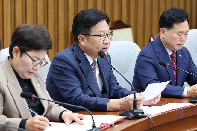 정점식 국민의힘 원내대표가 20일 서울 여의도 국회에서 열린 국정감사대책회의에서 모두발언을 하고 있다. (사진=노진환 기자)