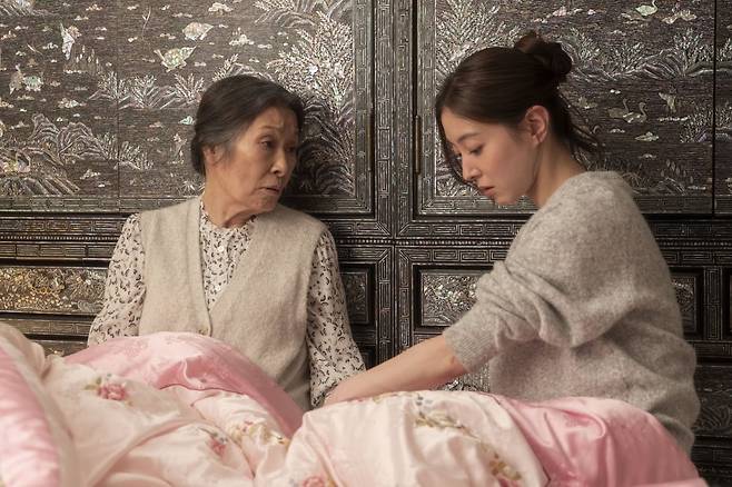 영화 '여전히 찬란하게'의 한 장면. 플러스엠엔터테인먼트 제공