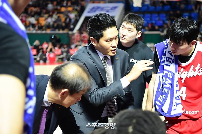 전희철 SK 감독| KBL 제공