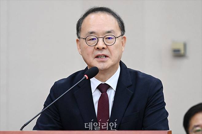 이용수 국정감사 출석 총정리｜손흥민 7번 발언&middot;96라인 은퇴설&middot;축구협회장 선거 12월 18일｜이용수 직무대행 10월 21일 국회 국정감사 출석