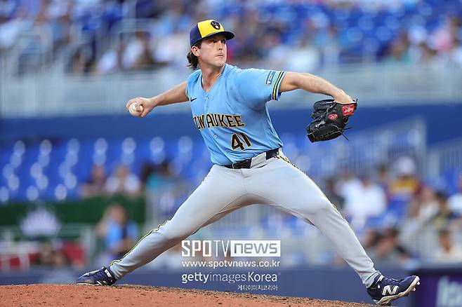 ▲ 올해 밀워키, 시카고 컵스, 탬파베이를 거친 제이크 우드포드는 월드시리즈 경기 결과와 관계 없이 월드시리즈 우승 반지를 받는 행운을 누렸다