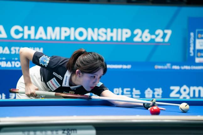 '차세대 당구퀸' 정수빈, '대회 애버리지 1.407' 16강 진출... 김가영 VS 한지은 매치 성사 [PBA 투어]