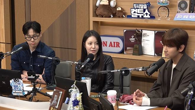 SBS 파워FM 두시탈출 컬투쇼 보이는 라디오 방송 화면 캡처
