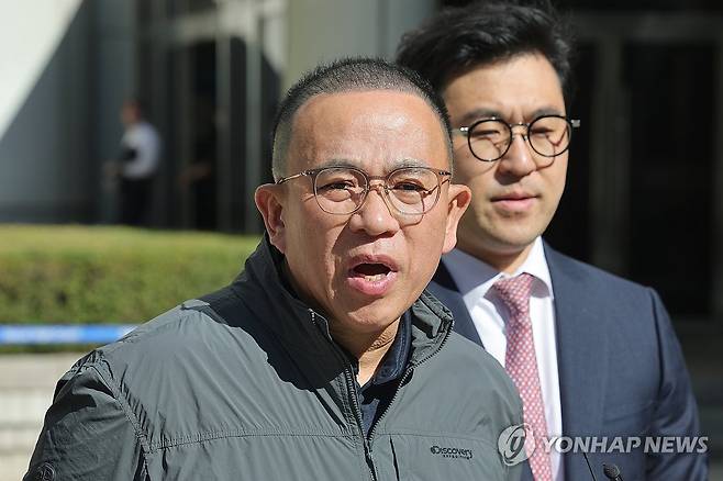 지난 7일 법정 출석한 명태균씨 모습 [연합뉴스 자료사진. 재판매 및 DB 금지]