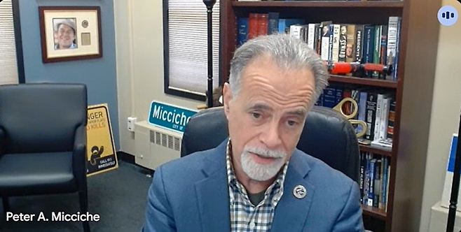 Kenai Peninsula Borough Mayor Peter Micciche during a video interview with The Kyunghyang Daily News.