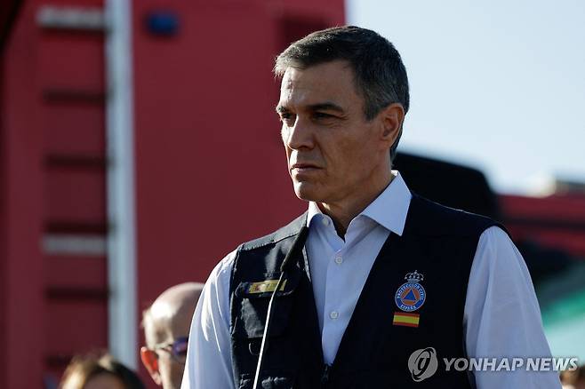 사고 현장 찾은 페드로 산체스 스페인 총리 [로이터=연합뉴스 자료사진. 재판매 및 DB 금지]