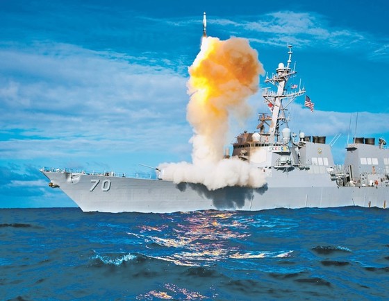 미 해군 이지스함이 SM-3 미사일을 발사하고 있다. [중앙포토]