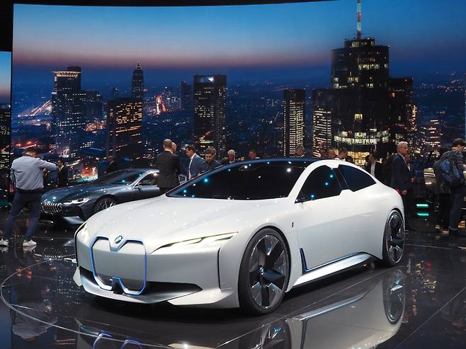BMW i비전 다이나믹스 컨셉트