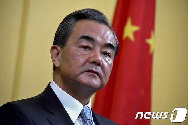 왕이 중국 외교부장. © AFP=뉴스1