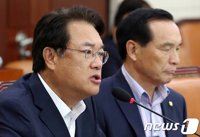 정진석 자유한국당 의원/뉴스1 © News1 박정호 기자