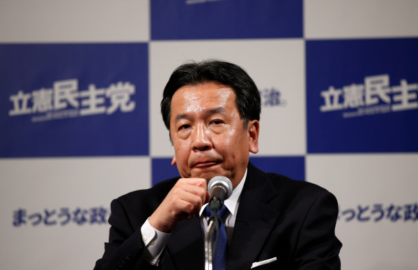 입헌민주당의 에다노 유키오 대표가 지난 12일 총선거 직후 열린 기자회견에서 발언하고 있다. 도쿄/로이터연합뉴스