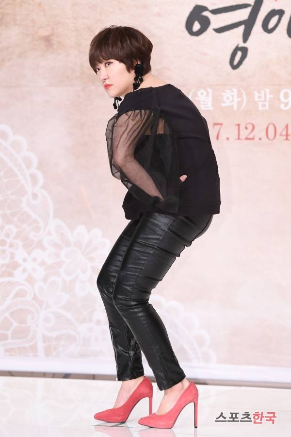 tvN 새 월화드라마 '막돼먹은 영애씨 16' 제작발표회에 참석하고 있는 r김현숙. 사진=이혜영 기자 lhy@hankooki.com